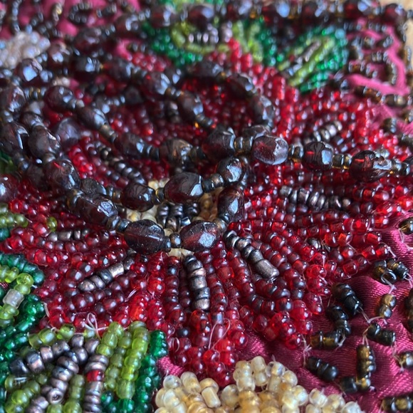 2/$30 Moyna 5”x4” Mini Beaded Bag Garnet Blue Emerald Champagne Floral Motif - Picture 11 of 12